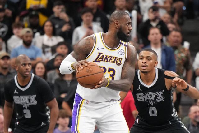 詹眉最佳模式上线!詹皇三双破纪录,浓眉40+12无解